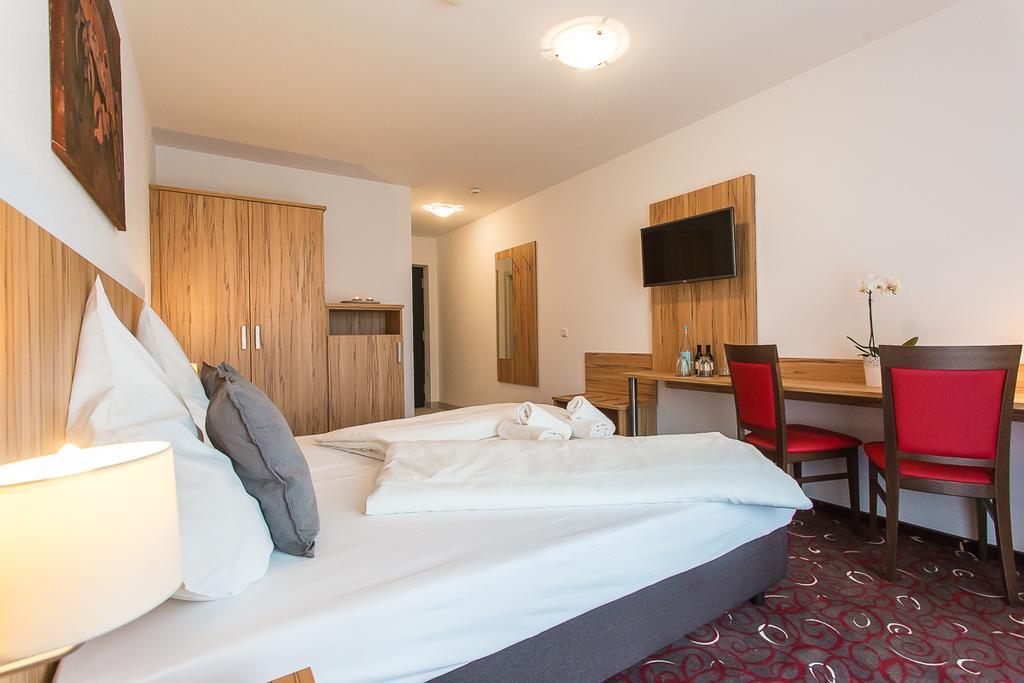 Schaefer Boardinghouse Aparthotel Groebenzell Luaran gambar